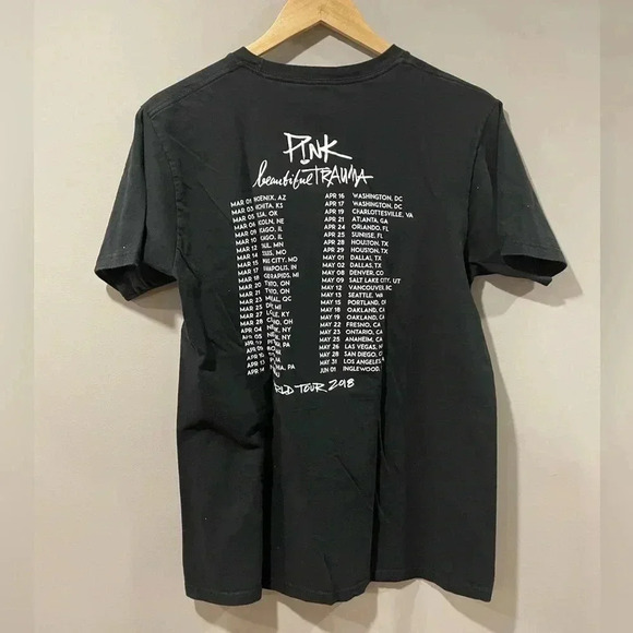 PINK 2018 Beautiful Trauma World Tour Concert T-Shirt - Picture 2 of 11